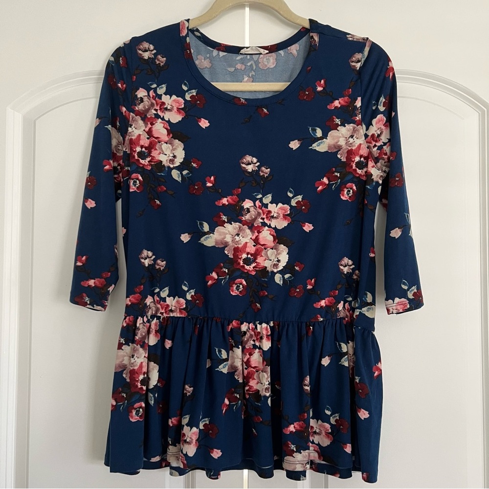 Les Amis Floral Blouse